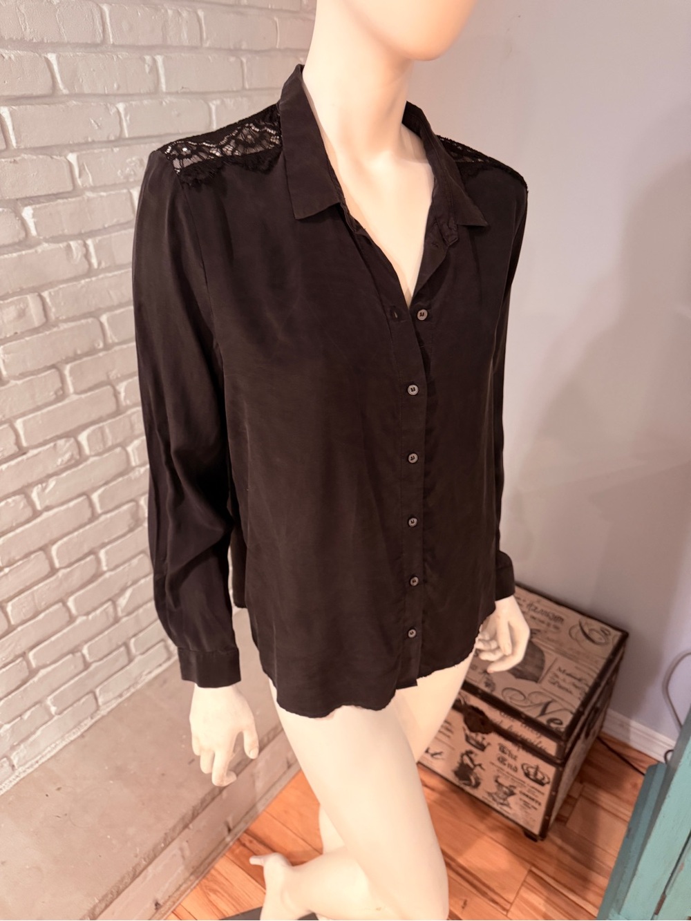 Sézane Black Silk Lace Yoke Button Front Blouse Size 44 French Chic - Picture 8 of 16